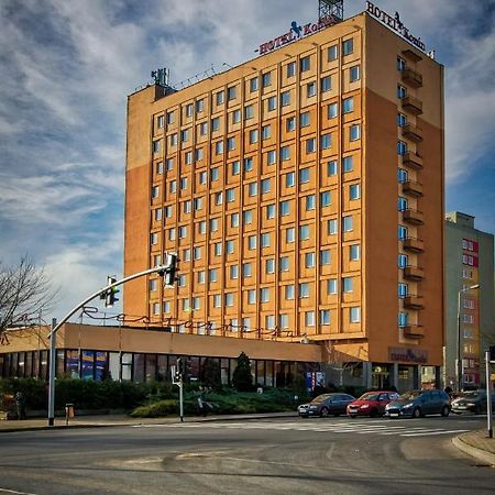 קונין Hotel Konin מראה חיצוני תמונה