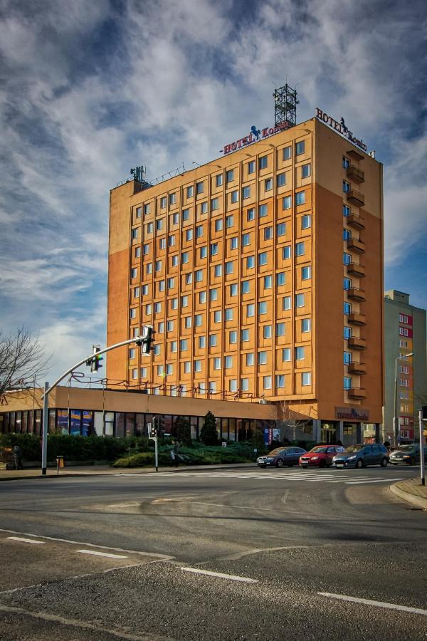 קונין Hotel Konin מראה חיצוני תמונה