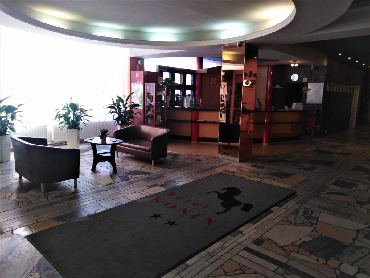 קונין Hotel Konin מראה חיצוני תמונה